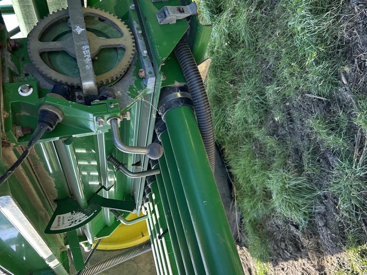 john-deere-1890-image-37