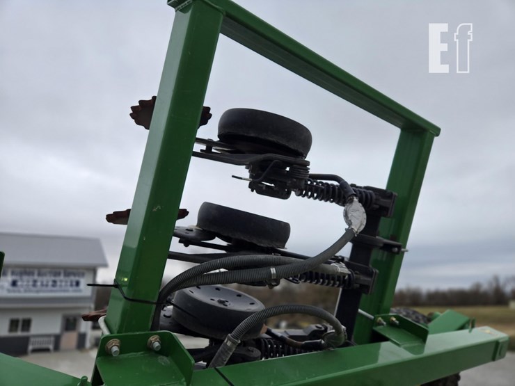 john-deere-1990ccs-image-32