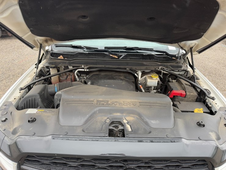 2020-dodge-3500-image-12