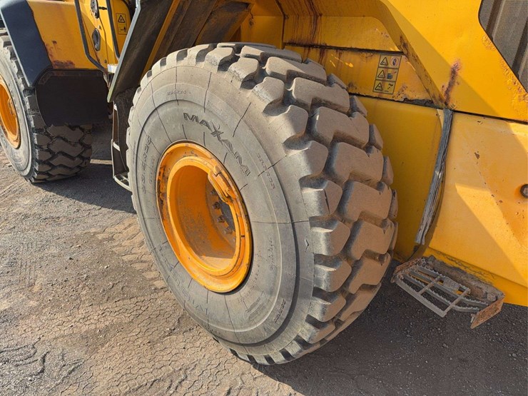 jcb-457ht-image-5
