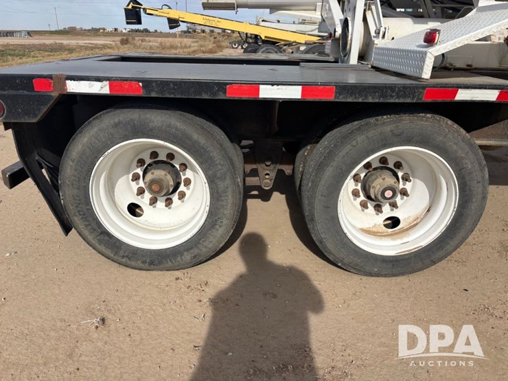 neville-tender-trailer-image-42