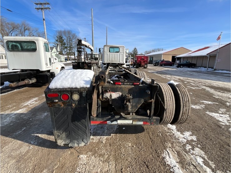 western-star-4700sb-image-12