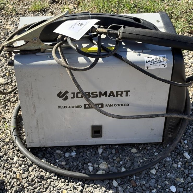 #16 • Jobsmart 125 Amp Welder