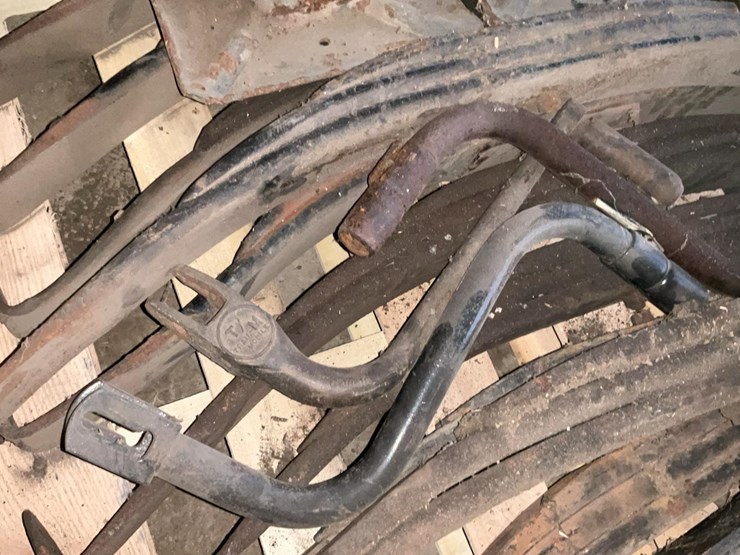 #542-•-leaf-springs-image-4