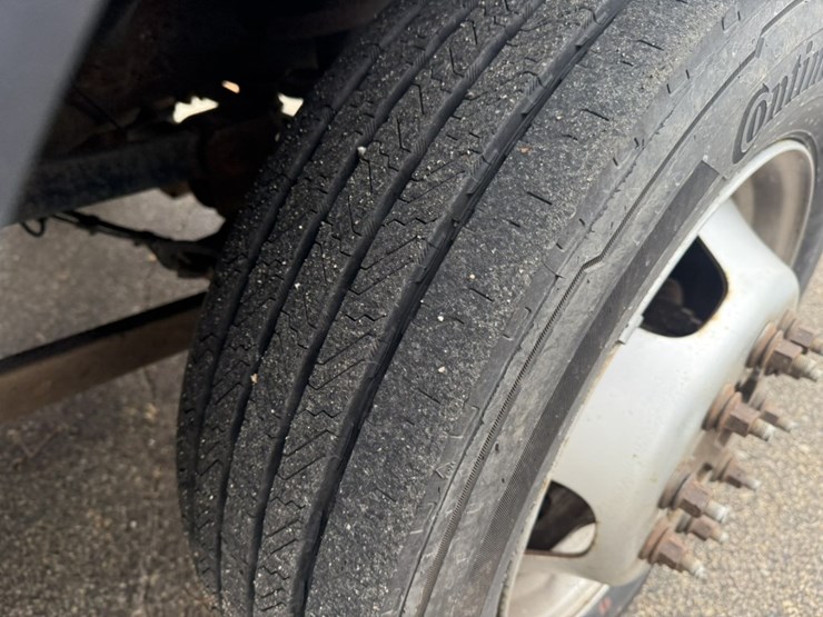 #1830-•-2015-ram-5500-4x4-service-truck-image-49