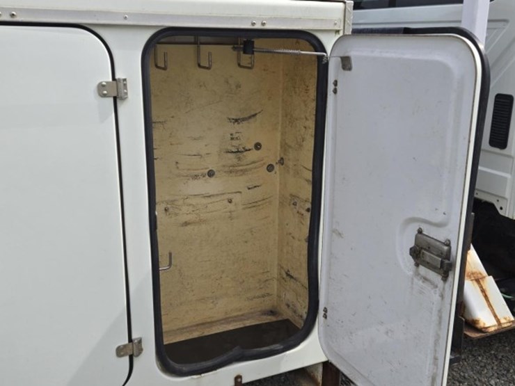 international-4300-sba-image-26