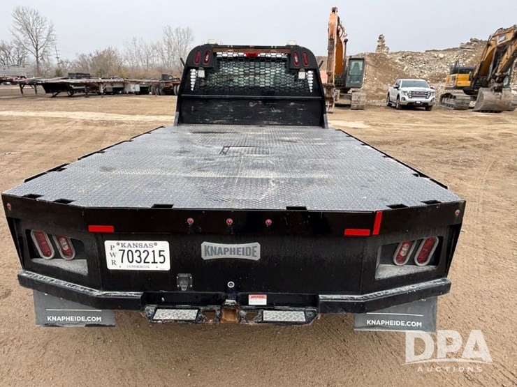 ford-f550-xl-image-8