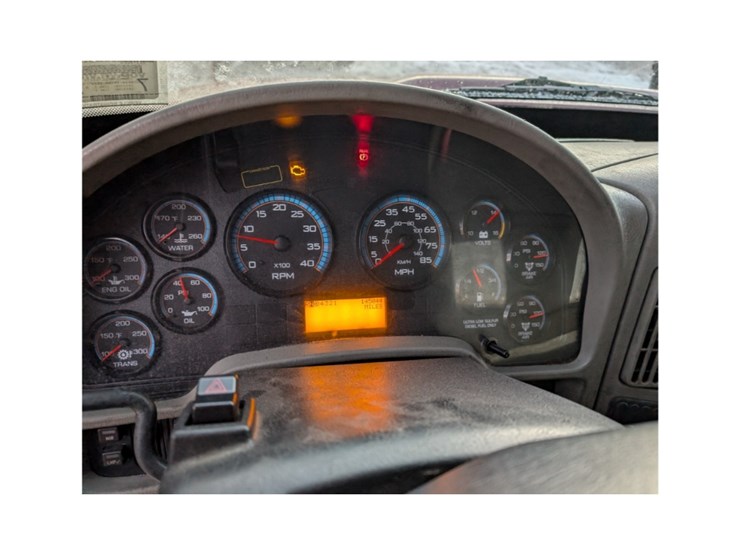 2014-international-durastar-4300-image-16