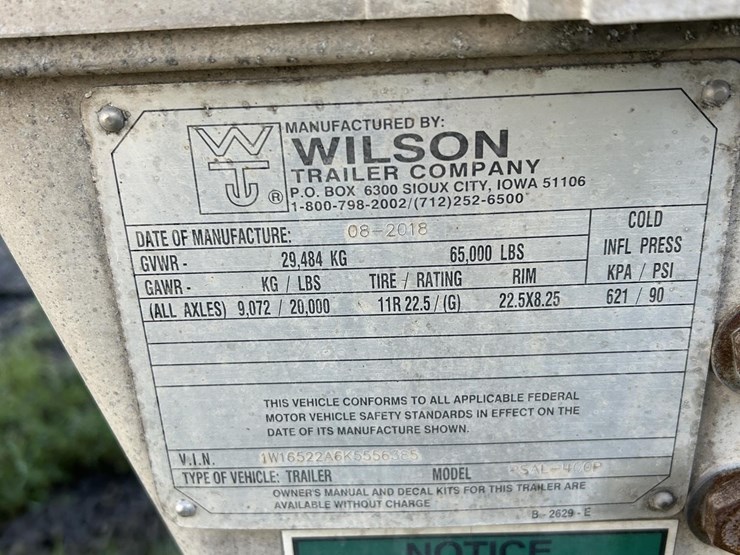 2019-wilson-livestock-trailer-image-20