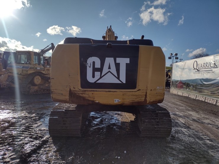 caterpillar-320fl-image-4
