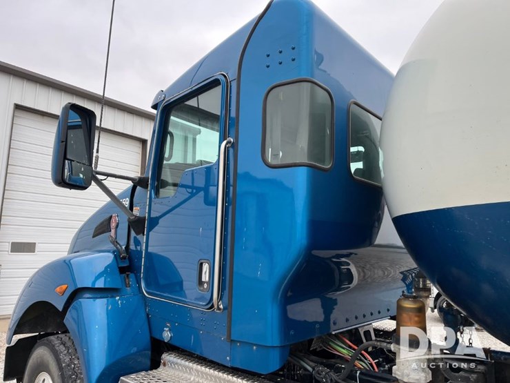 kenworth-t440-image-54