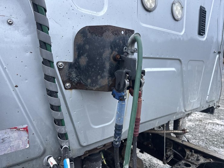 2014-international-prostar-image-16