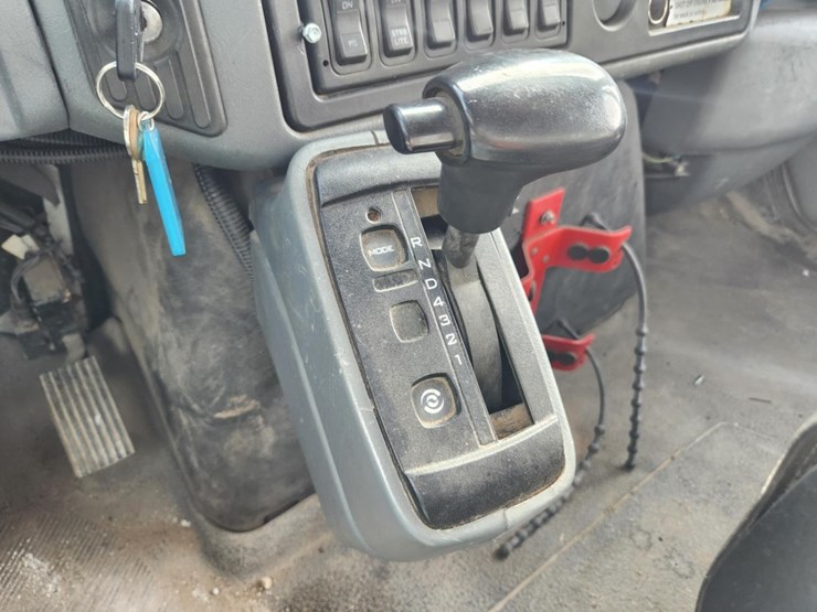 international-durastar-4300-image-72