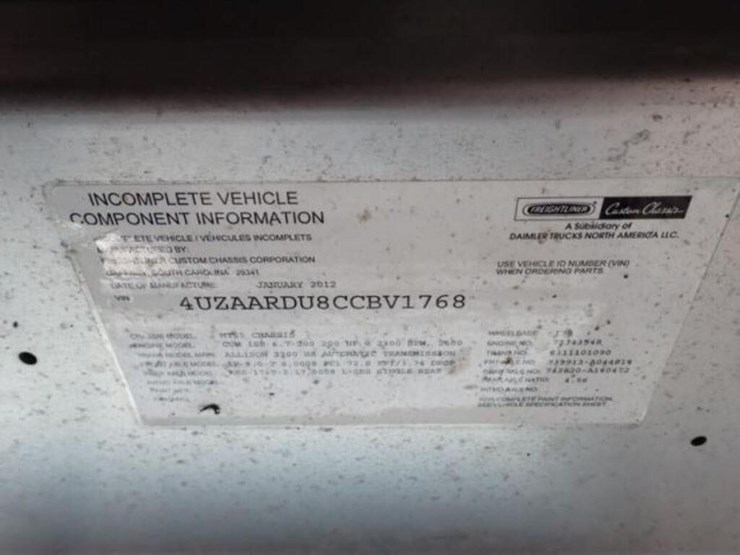 2012-freightliner-mt55-image-13