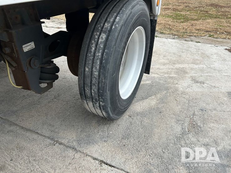 2015-wilson-hopper-bottom-image-22