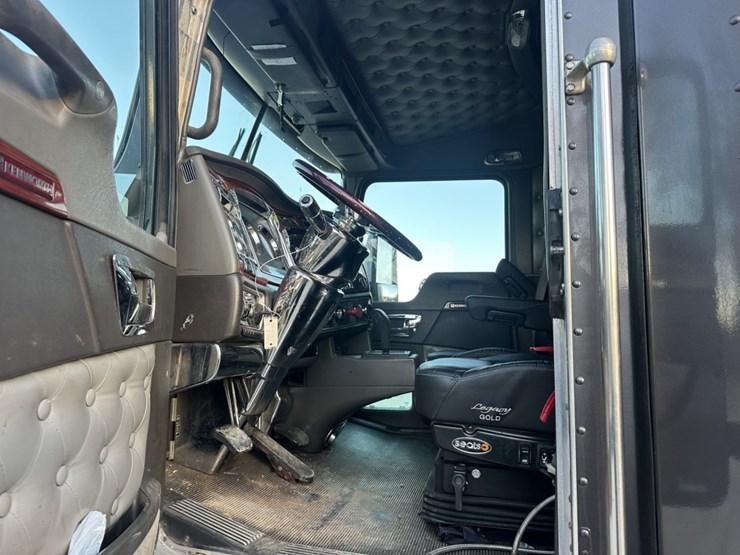 2006-kenworth-t600b-image-42