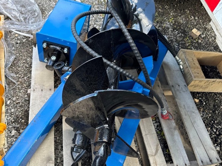 new-vicsec-co-3-bit-hydraulic-skidloader-auger-set--8,12,16in-image-1