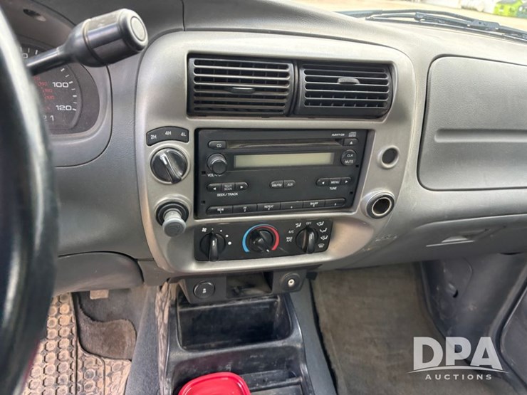 2010-ford-ranger-image-40