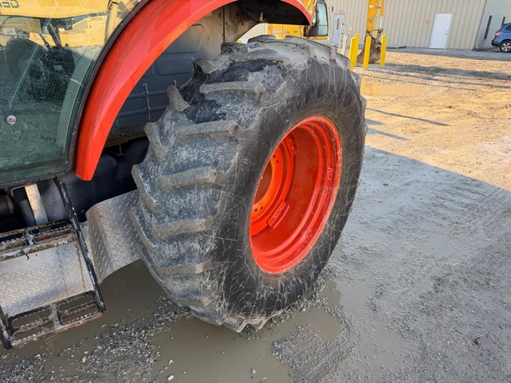 2016-kubota-m8560-image-14