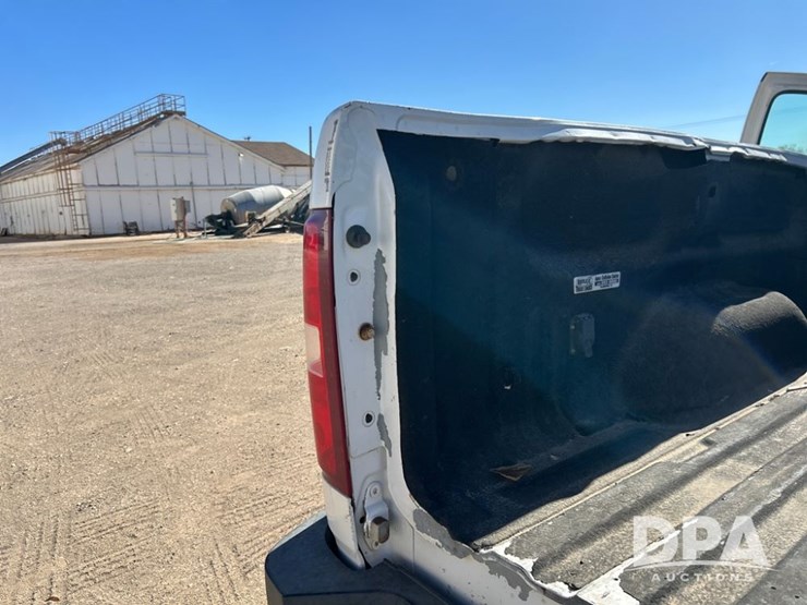 chevrolet-2500hd-image-24