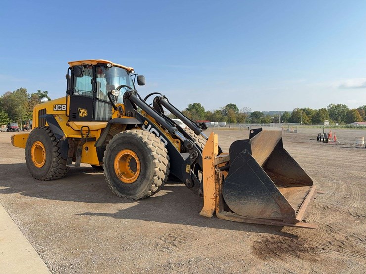 jcb-457ht-image-2