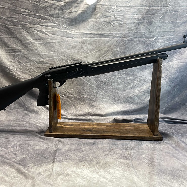 #2338 • Tri Star 12 Ga. Semi-Auto Shotgun, SN: ARA0001825