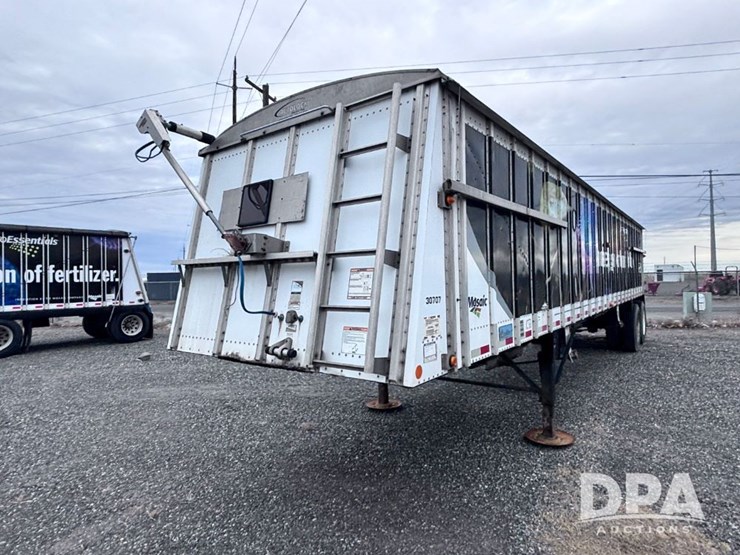 2013-merritt-hopper-image-2