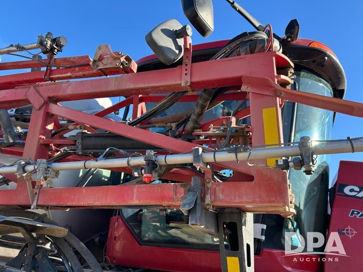 case-ih-patriot-4440-image-28