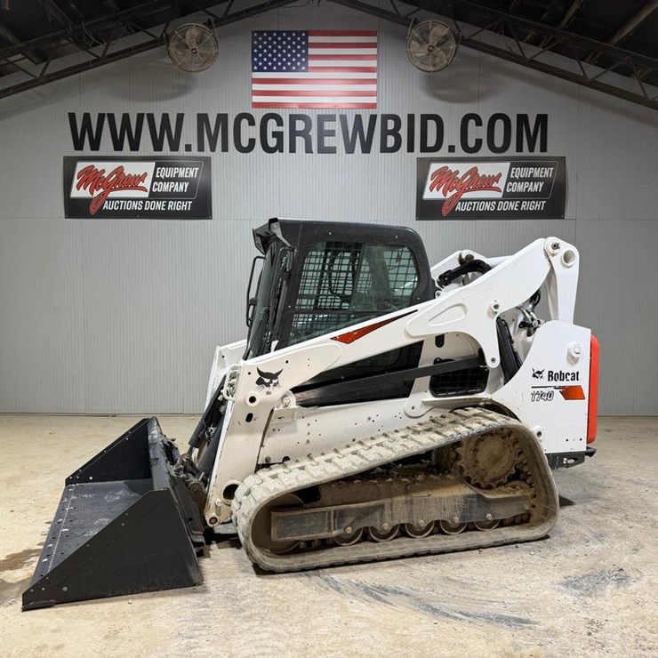 2022 BOBCAT T740