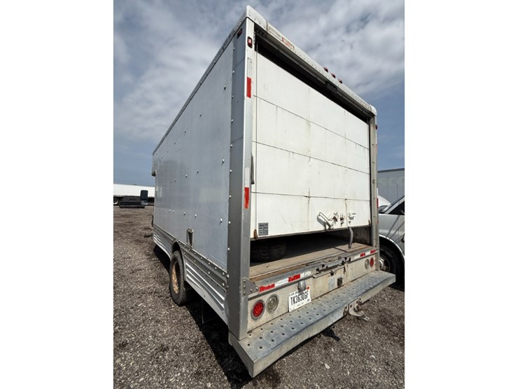 2007-ford-e450-image-4