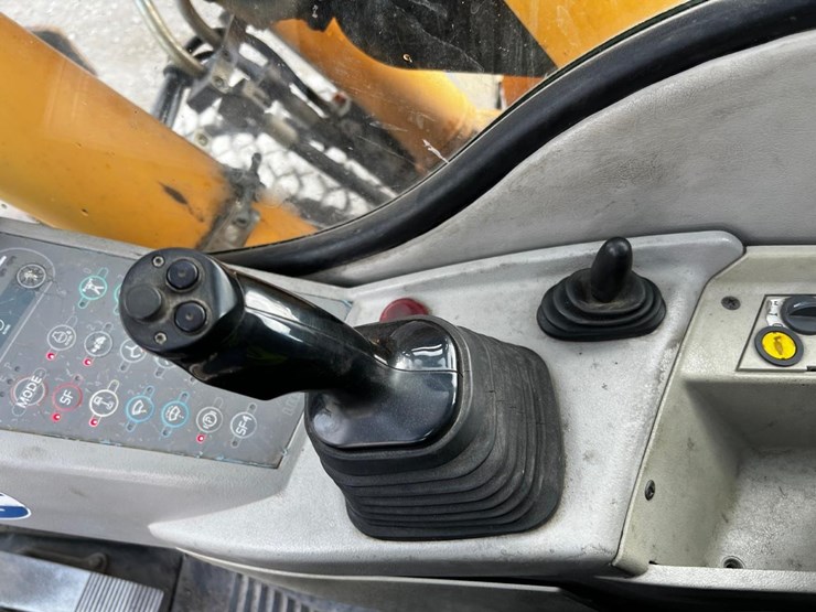 liebherr-a900c-image-32