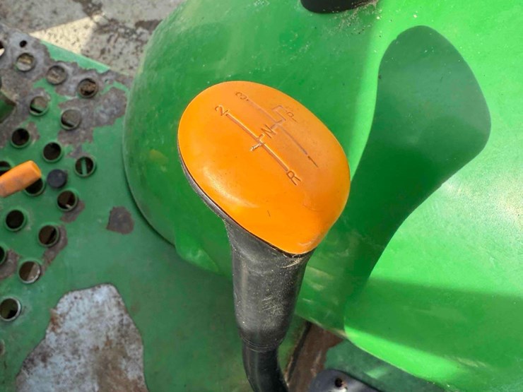 john-deere-5045e-image-16