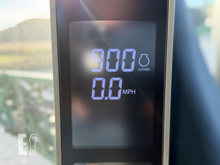 john-deere-r4038-image-33