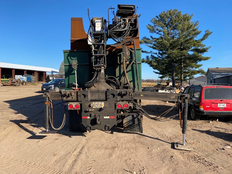 #205-•-2004-sterling-grapple-truck-(has-wi-title)-(chetek,-wi)-image-5