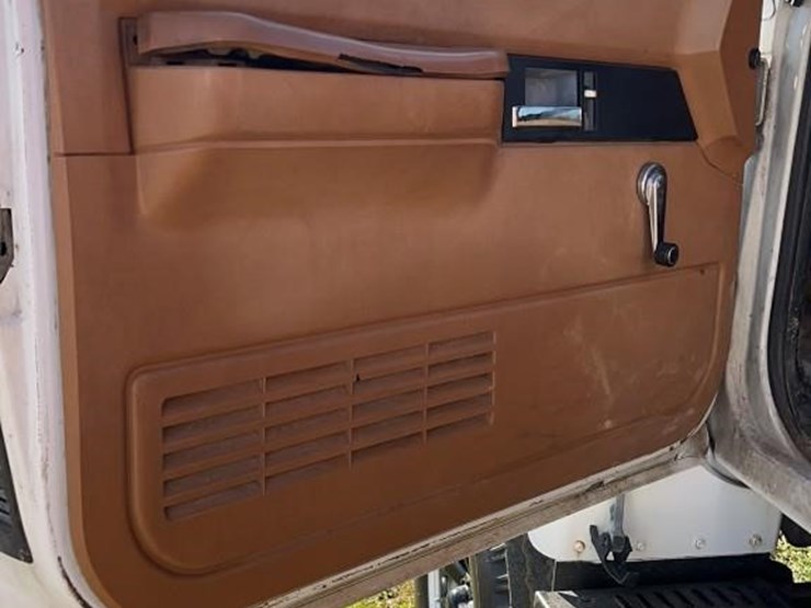 1991-gmc-topkick-c4500-image-13