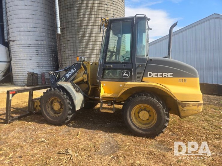 deere-304j-image-2