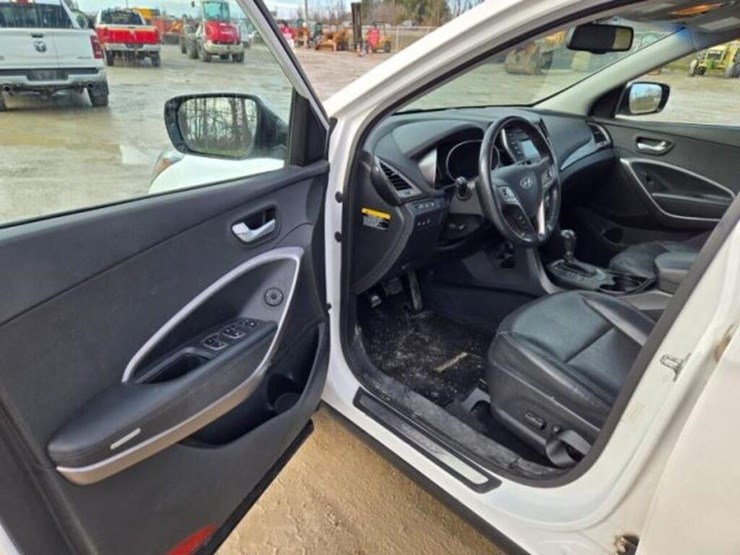 hyundai-santa-fe-image-15