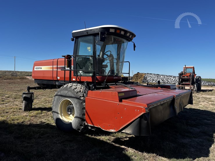 2005-hesston-9260-image-1