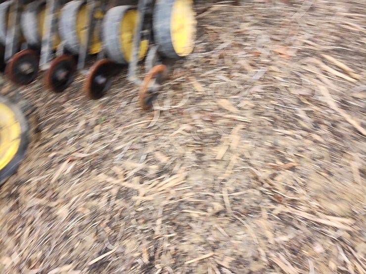 john-deere-750-image-9