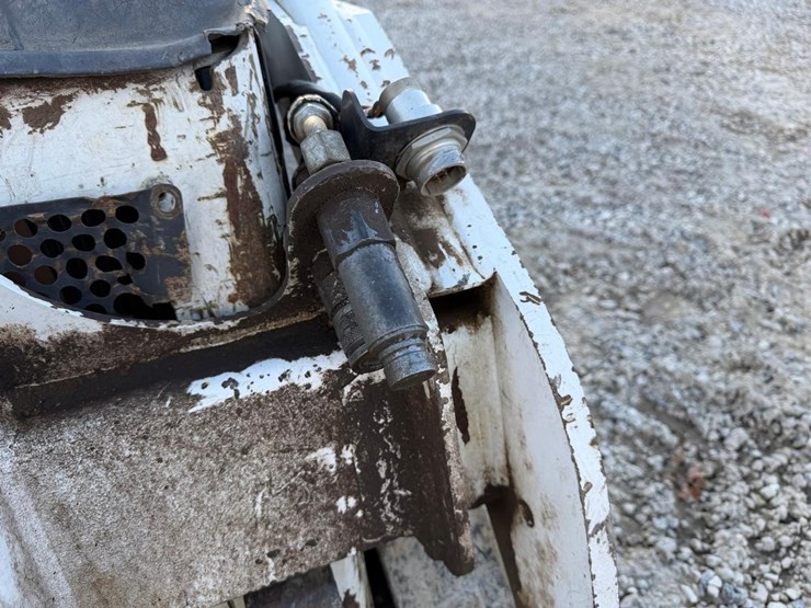 2021-bobcat-mt100-image-10