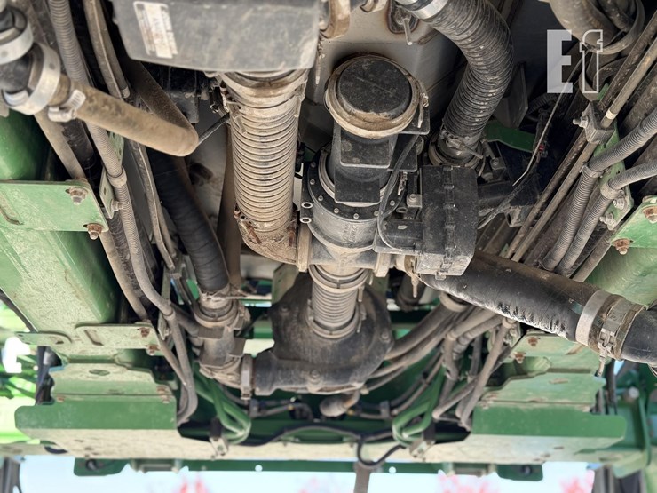 john-deere-r4038-image-20