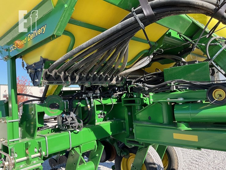 john-deere-1770-ccs-image-27