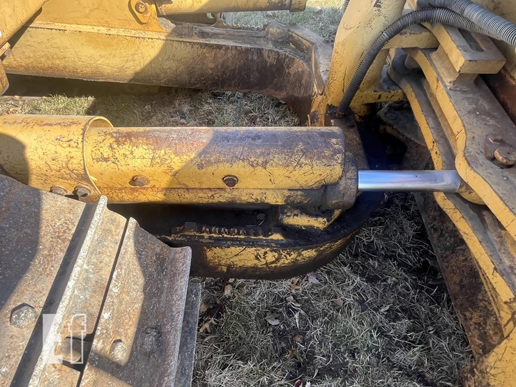 caterpillar-d6h-xl-image-23