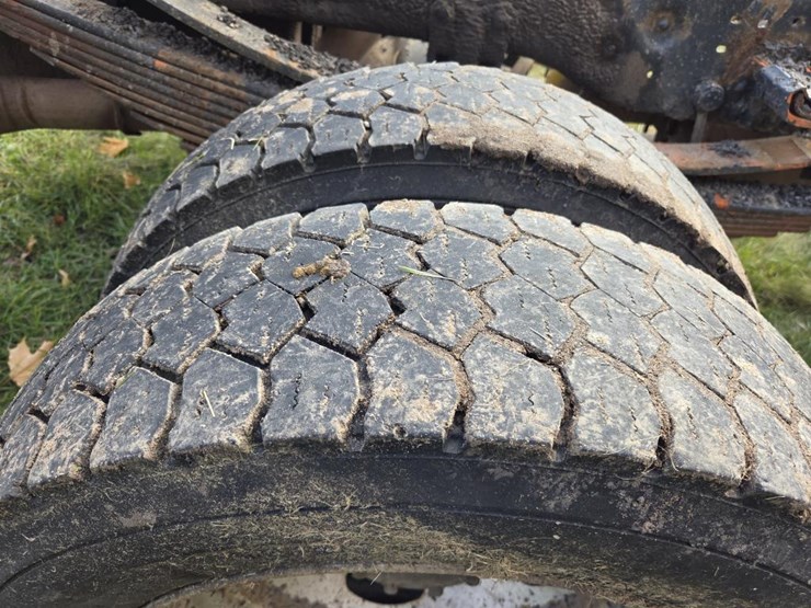 ford-f550-xl-image-60