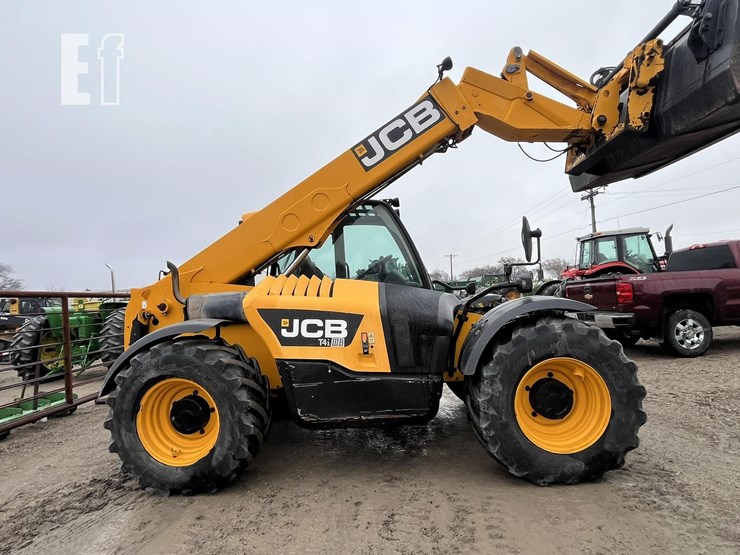 jcb-541-70-agri-plus-image-2
