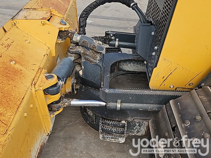 2018-deere-650k-image-17