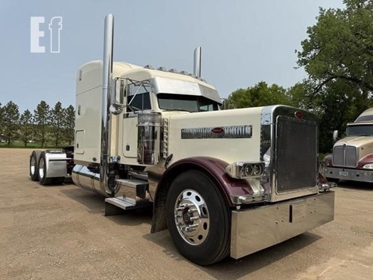 2002-peterbilt-379-image-2