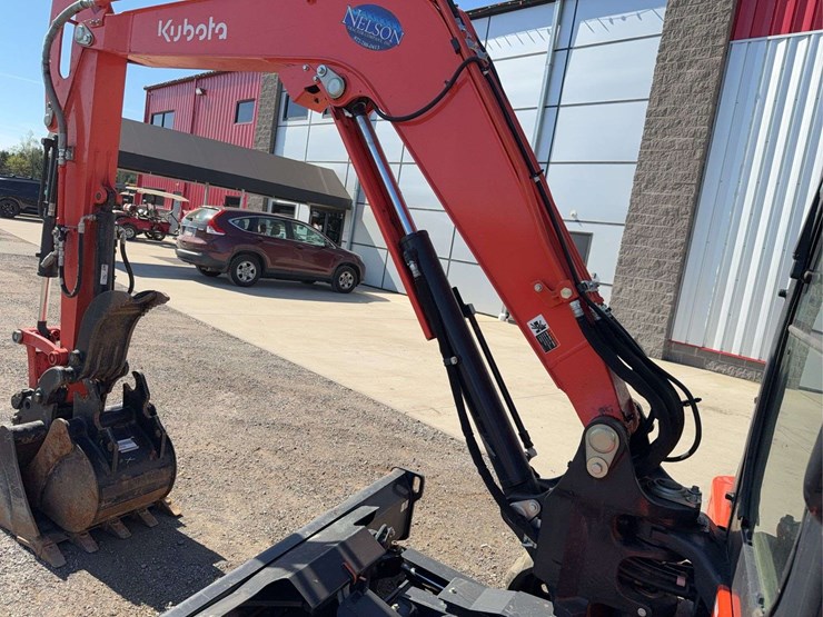 2022-kubota-kx040-4-image-25