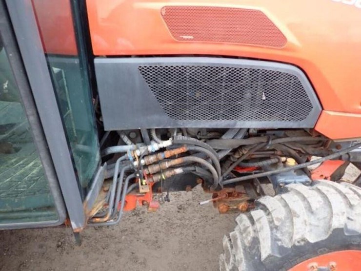 2017-kubota-b2650hsd-image-57