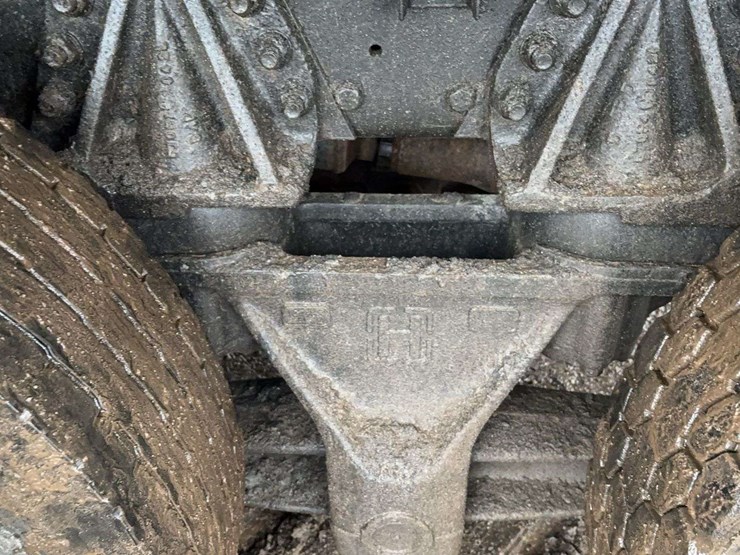 1994-ford-lt9000-image-16